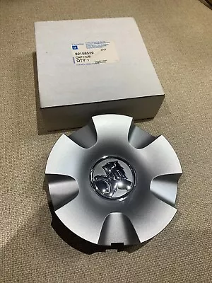 VZ Calais Genuine Holden New Wheel Rim Centre Cap • $89