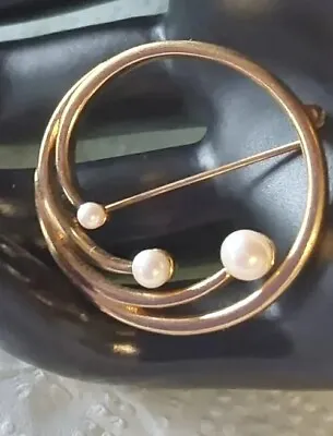 Vntg Monet Signed Faux Pearl Circular Wreath Brooch Pin GoldTone Cpics  • $11