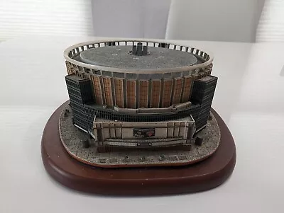 Danbury Mint Madison Square Garden Arena Nba New York Knicks Figurine • $150