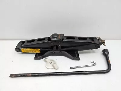 1986-1993 Chevrolet S10 Blazer Sonoma  Tire Jack And Tools Oem • $69.95