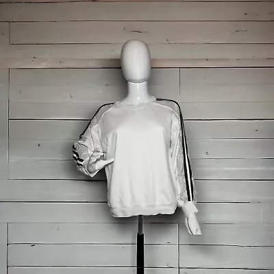 Venus Women’s Long Sleeve Lace Shirt Size L • $12.50