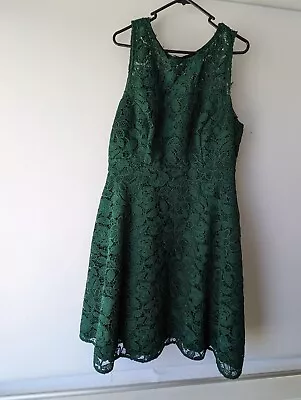 Review Green Fit & Flare Dress S.16 • $50