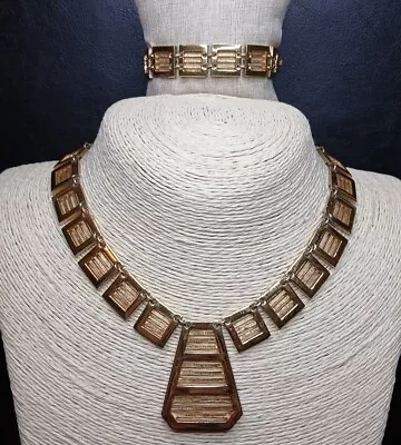 Vintage TRIFARI Gold Tone Necklace Bracelet Set Textured & Polished. 10624 • $38.99