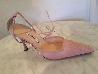 Manolo Blahnik Pink Lace Pointy Toe Ankle Lace Shoes. Women's Sz 40 1/2 M. Italy • $250
