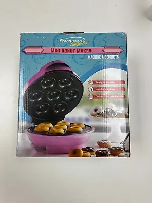 Brentwood TS-250 1000W Mini Donut Maker Machine - Pink • $15