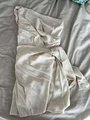$200 • Buy $150 Bundle Of Clothes For 24 Womens Dresses Size 8-12