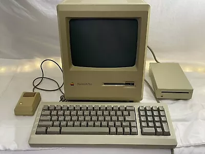 Vintage Apple Macintosh Plus 1Mb 60W 120VAC Desktop Computer SET M0001A Tested • $499.99