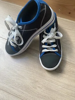 Heelys Classic X2 Shoes - Black/White/Blue • £30