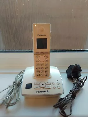 Panasonic Answer Machine KX-TG8061E Cordless Telephone • £14.99