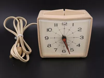 Vintage Westclox Electric S16-A Alarm Clock Made In The USA E-10385 • $10