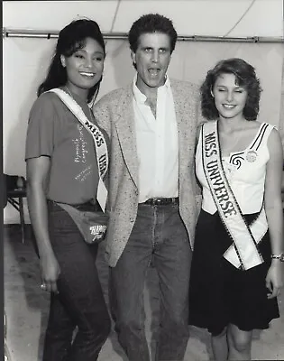 Ted Danson / Miss USA / Miss Universe - Professional Celebrity Photo 1990 • $6.99
