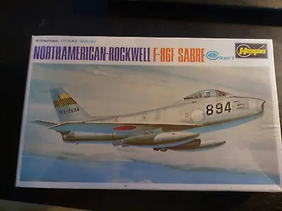 Vintage Hasegawa Airplane Model Kit NorthAmerican-Rockwell F-86F Saber 1/72  • $9.99