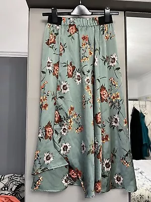 Zara Floral Midi Silky Feel Skirt • £8