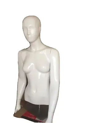 £47.99 • Buy Female Half Torso Gloss White Mannequin With Metal Base Brand New In Box