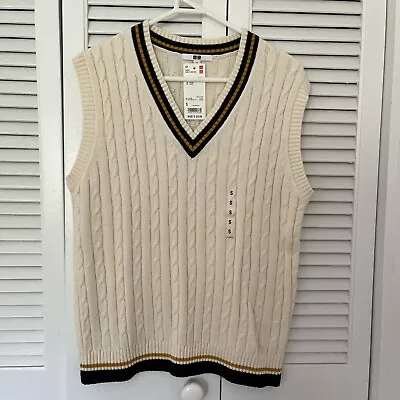 Uniqlo Knit Vest • $19