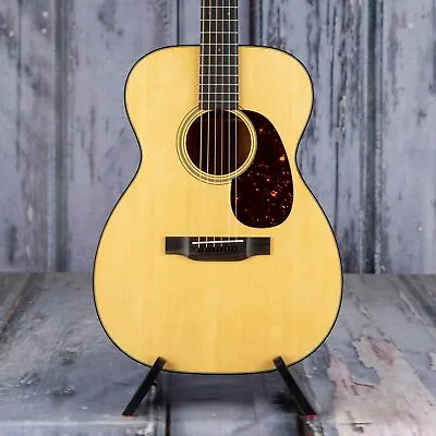 Martin 00-18 Natural • $2799