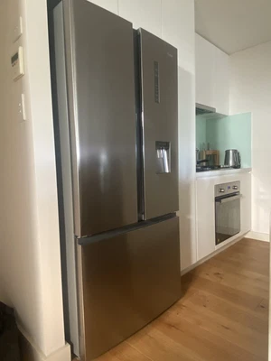 $1000 • Buy HAIER French Door Fridge/Freezer Inbuilt Water Function AS NEW