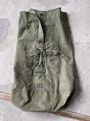 Vintage US MILITARY GREEN CANVAS DUFFLE BAG  • $29.99