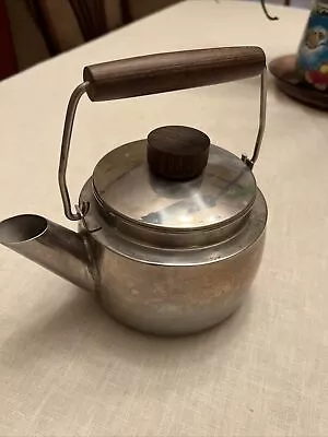 Vintage Farberware 1qt. Tea Pot Wood Handle Made In Taiwan • $25