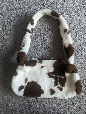 £2 • Buy Shein Fluffy Cow Print Bag (new) 