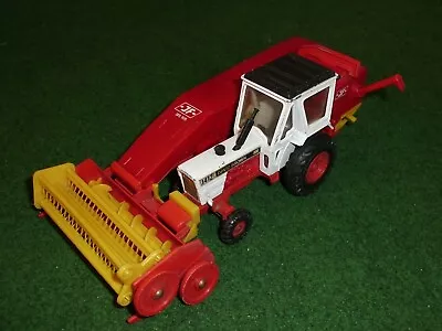 Corgi Toys - 1112 David Brown Tractor & Combine Harvester - Wrap Around Type • £47.50