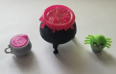 Monster High Cauldron Cup And Cupcake Lot • $9.95