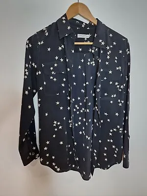 £35 • Buy Equipment Femme Size XS Signature Black Slim 100% Silk Star Print Shirt