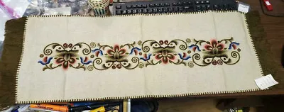 NEW HUNGARIAN Embroidered TABLE RUNNER Doilie CLOTH 11.5 X 35 Inches W FRINGE • $19.95