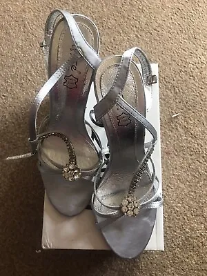 Shoe Silver Sandal  6 Use  • £10