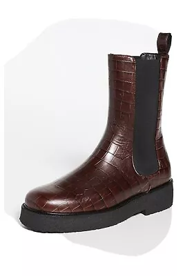 $325 • Buy Womens Shoes Size 10 New