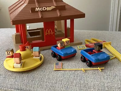 PLAYSKOOL Familiar Places MCDONALD'S PLAYSET W Cars And People VINTAGE 1974 • $45