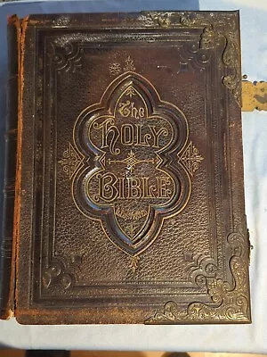 Holy Bible Leather Bound & Brass Latches Matthew Henrys Front Co. Needs Repair • £20