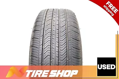 Set Of 2 Used 235/65R17 Michelin Primacy MXV4 - 103T - 7.5/32 • $149.98