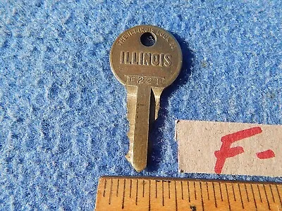 Seeburg HF100G 100W Cabinet Key F-221 - Original Vintage Illinois Key • $13