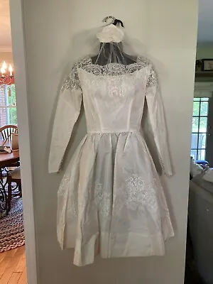 Vintage Wedding Dress 1950's • $35