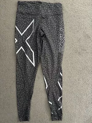 2XU Black Compression Mid Rise Full Length Tights Size S Excellent Condition • $20