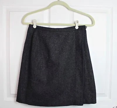 Women's Eddie Bauer Charcoal Grey 100% Wool Mini Skirt Wrap Style Buttons Size 6 • $19.99