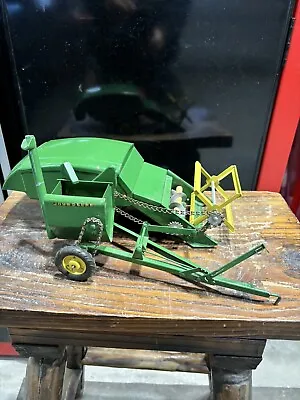 VINTAGE JOHN DEERE 30 Pull Type Combine For A TRACTOR  1/16 JD Excellent • $510.37