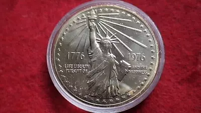 1776 - 1976 The National Bicentennial Commemorative Medal; 380752 Minted • $9.95