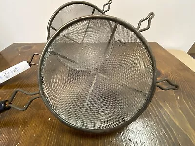 Vintage Green Wood Handle Large Wire Mesh Kitchen Strainer Seive Collander 14  • $15