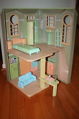 Vintage Barbie TALKING TOWNHOUSE 2002 LIGHTS SOUNDS Folds Up Couch • $22.21
