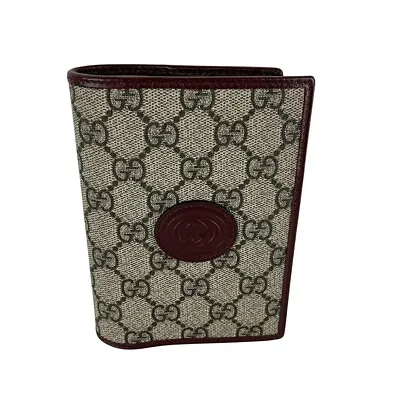 Gucci Women's Interlocking GG Supreme Retro Passport Case Beige/Brown Sz Mini • $550