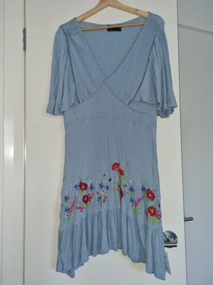 $16 • Buy Blue Embroidered ASOS Design Dress