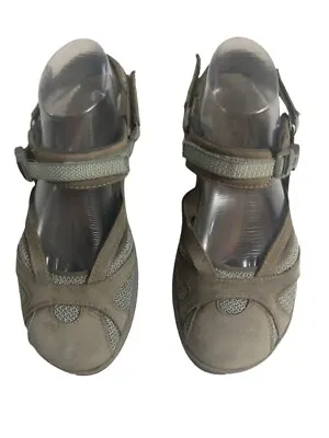 Merrell Mary Jane Sandal Azura Otter Sand Closed Toe Womens 9 Walking Shoe *READ • $27