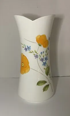 Mikasa Dancing Flowers Vase • $30