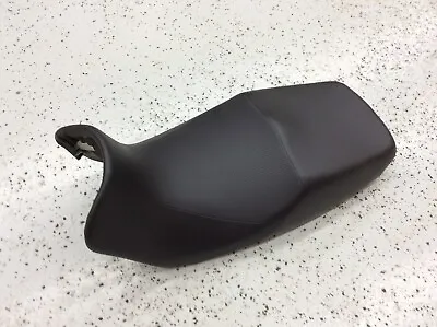 NOS Suzuki Low Bench Seat Black 2002-2007 V-Strom 1000 DL1000 45100-06G50-H1N • $299.95