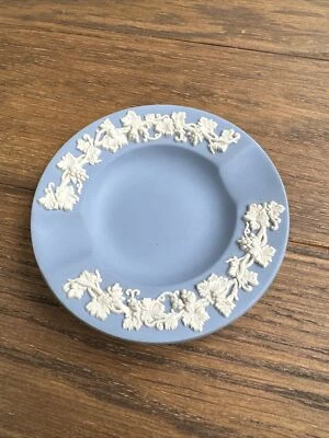 £12.99 • Buy Vintage Wedgwood Blue Jasper Ware Ashtray With Grape Vine Detail.  Blue & White