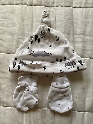 £3 • Buy Baby Boy Kyle & Deena 100% Cotton Hat 3-6 Months And Gap Mittens 0-3months