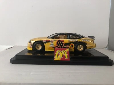 $25 • Buy  1/24 Bill Elliott 2 Car Set 24k Gold & Reg W/covers & Display Base 