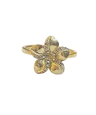 9ct Pre Owned Flower Ring Size O • £210